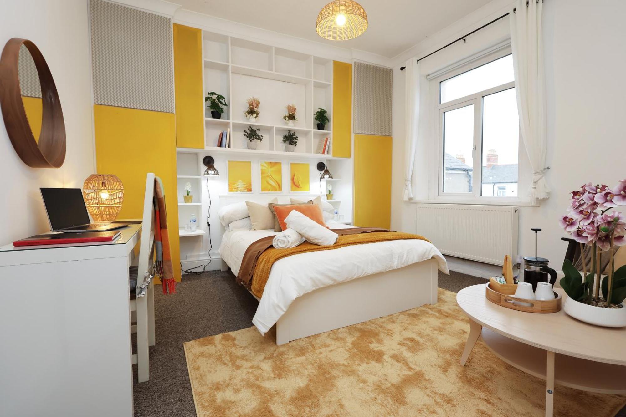 Cardiff City Guesthouse, Central Rooms, Fast Wi-Fi, On-Street Parking Exterior photo